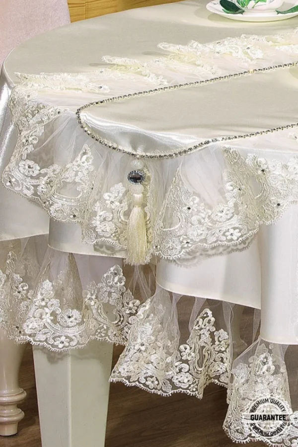 Luxury Lace Tablecloth & Runner - Image 3