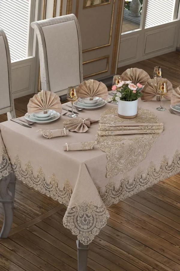 Beige Linen Tablecloth Set 18 Pieces – 8-Person Elegance and Sophistication