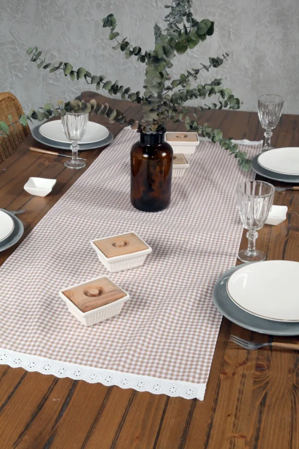 Plaid Retro Table Runner