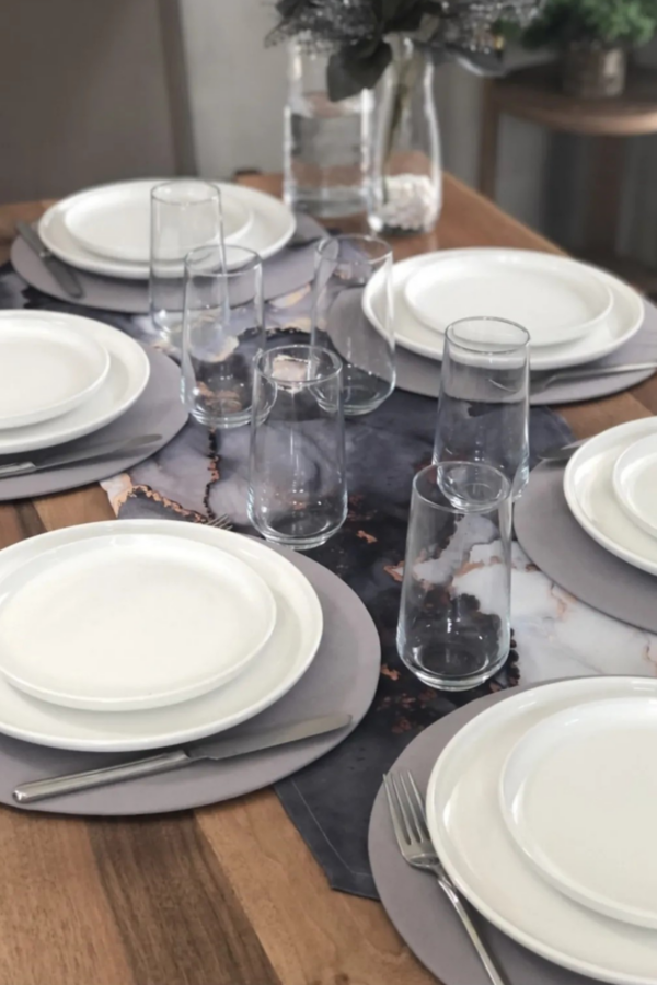 Gray Table Linen Set - Image 2