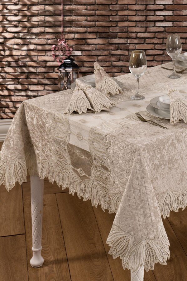 Velvet Luxury Tablecloth Set Laced - 25 Pieces Velvet Tablecloth