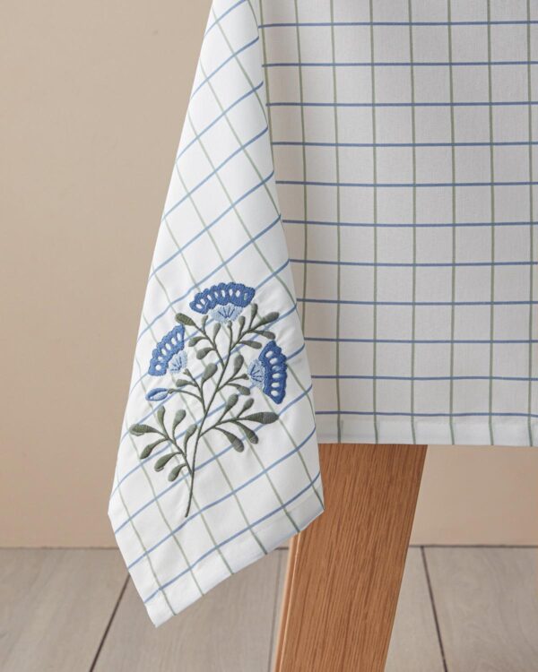 Retro Floral Checkered Tablecloth - Image 2