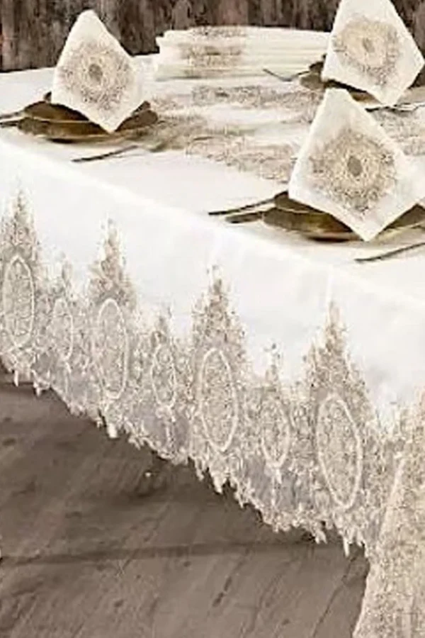 Ivory - Gold Tablecloth Set - Image 2