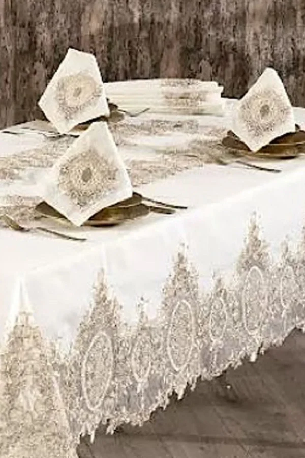 Ivory - Gold Tablecloth Set - Image 3