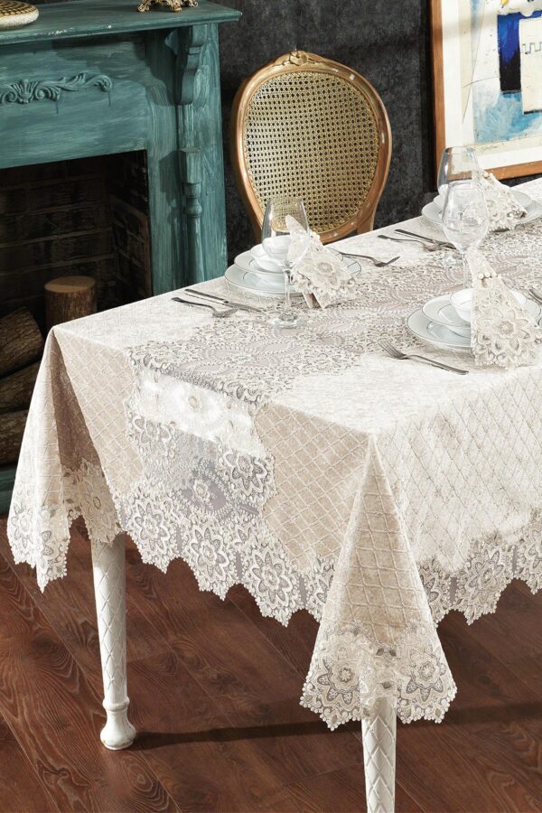 25-Piece Velvet Lace Tablecloth Set – Sophisticated Elegance