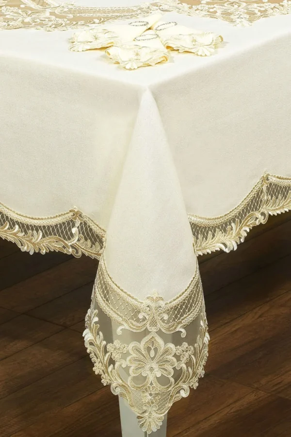 French Table Cloth Set - Image 2