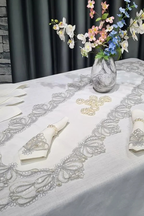 Floral Lace Tablecloth Set - Image 4