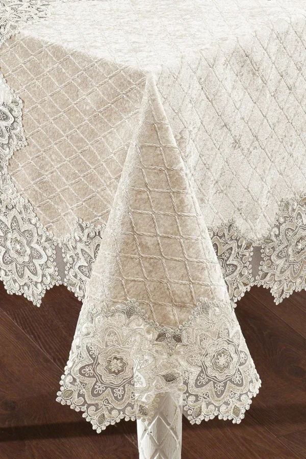 25-Piece Velvet Lace Tablecloth Set – Sophisticated Elegance - Image 4