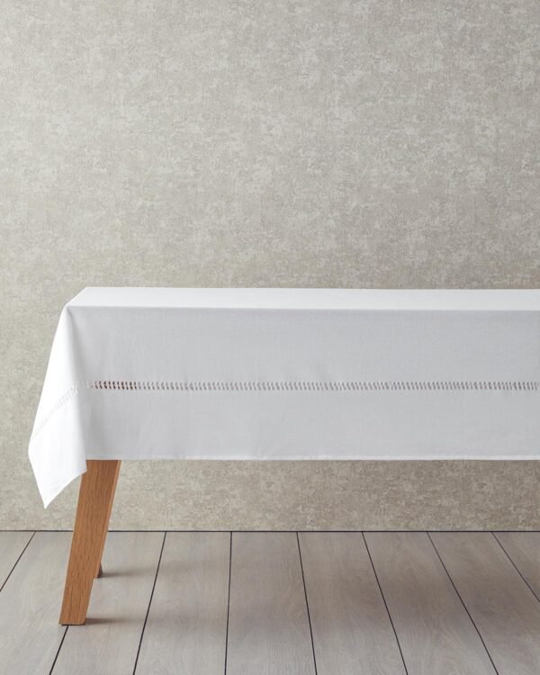 59 x 79 inches White Cotton Tablecloth