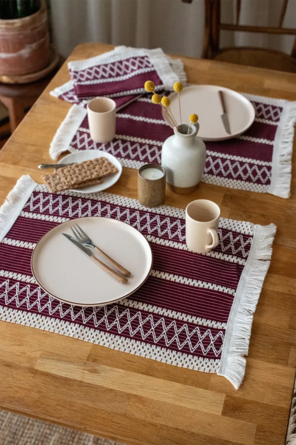 Set of 4 Burgundy Cotton Lace Placemats - Image 3